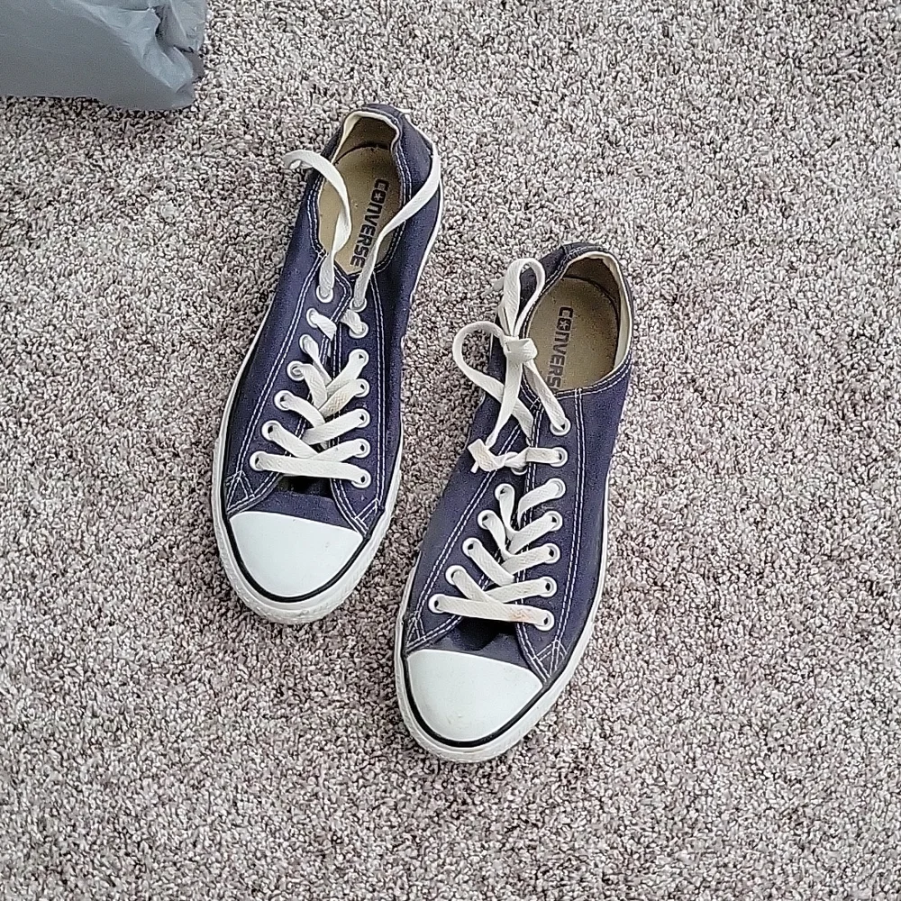 Blue Converse - Picture 1 of 2